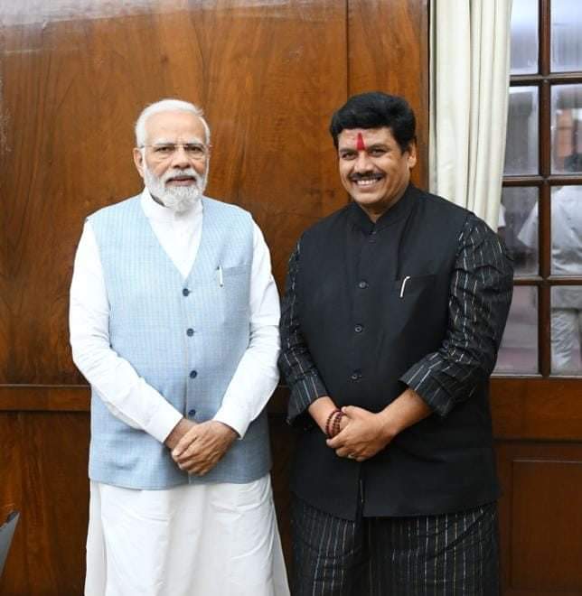 जुझारू सांसद अनिल जी फिरोजिया जी को एक बार पुनः लोकसभा प्रत्याशी बनाये जाने पर बहुत बहुत शुभकामनाएं ओर केंद्रीय नेतृत्व का बहुत बहुत आभार
