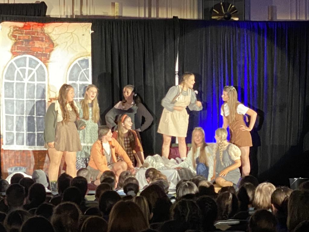reginamundicork's tweet photo. Our TY students presented their musical It's a Hard Knock Life over the last two nights in the Rochestown Park Hotel to sell-out audiences. We are very proud of our girls for the quality of the show that they delivered. #itsahardknocklife #TYmusical https://t.co/Z4UNKbWfbB