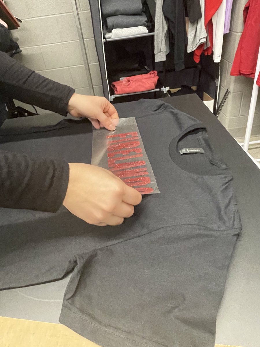 KellyBreunig's tweet photo. Students at Falcon Outfitters were hard at work today- printing, weeding, pressing, hanging, and tagging their products. ⁦@Falcon_update⁩ ⁦@FLSDSuper⁩ ⁦@SpecialEdFLSD⁩ ⁦@MrsKeenerFHS⁩ https://t.co/8pwQd9XUjM