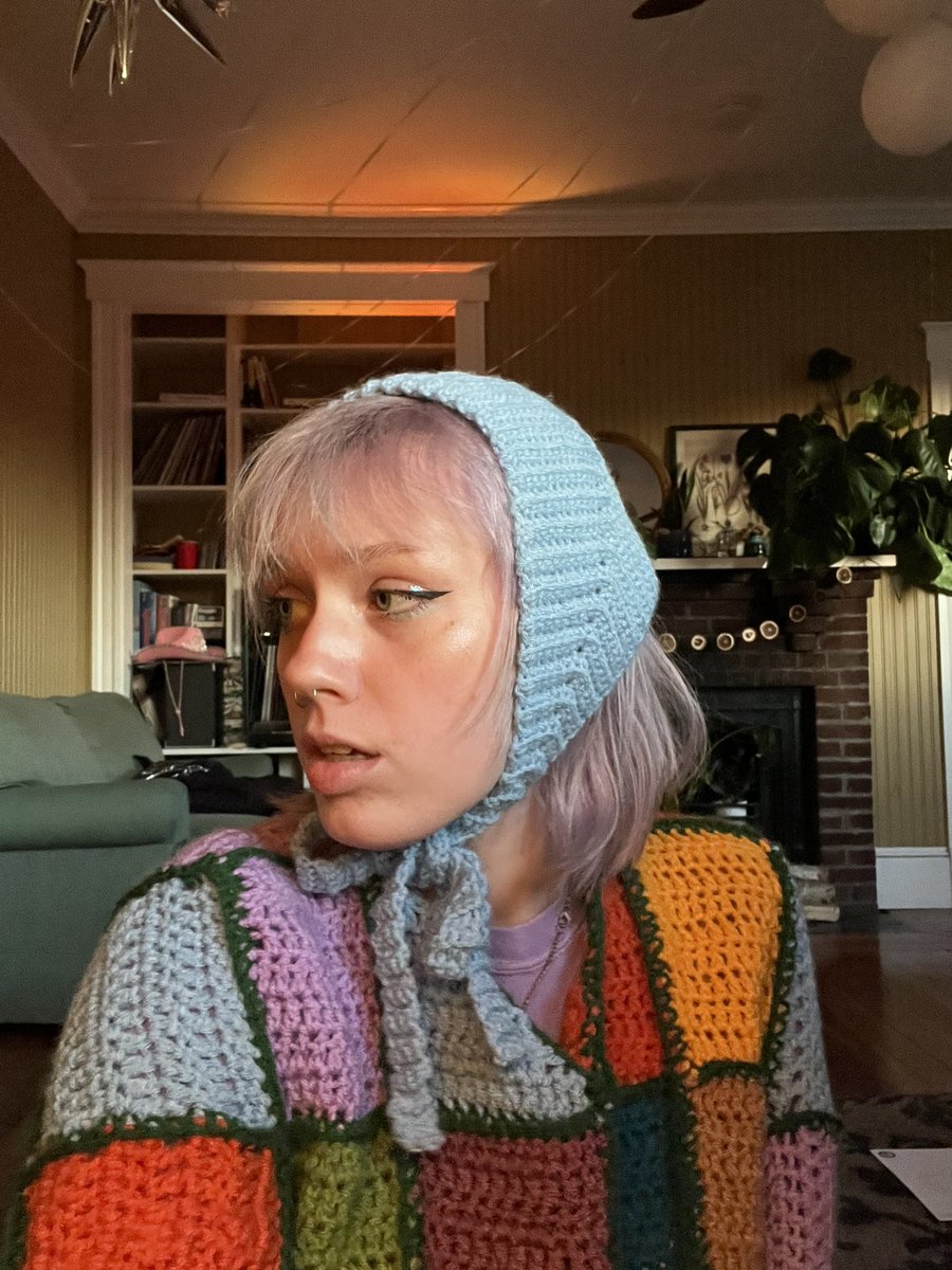 bonnet makes me feel like little bo peep