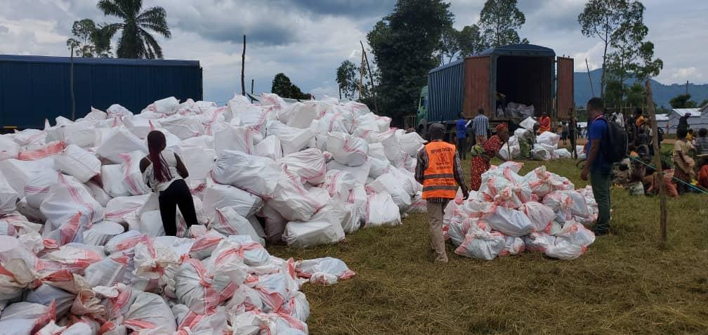 L’aggravation de la crise humanitaire à l’Est de la #RDC affecte de plus en plus la population. Afin de soulager tant soit peu les souffrances de cette dernière <a href="/DRC_sci/">Save the Children - DRC</a>, assiste ce mois de mars, 6726 personnes en kits WASH et MHM à #Kalehe au SK.