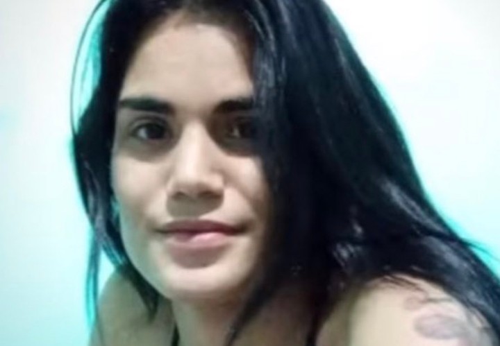 🇨🇺🇨🇺 Mayelin Rodriguez, tiene 21 años y fue condenada a 15 años de cárcel por grabar una manifestación en #Nuevitas y publicarla en las redes. Vamos a darle visibilidad. Dejarla sola sería un crimen. #LibertadParaLosPresosPolìticos #AbajoLaDictadura #HastaQueSeanLibres #Cuba