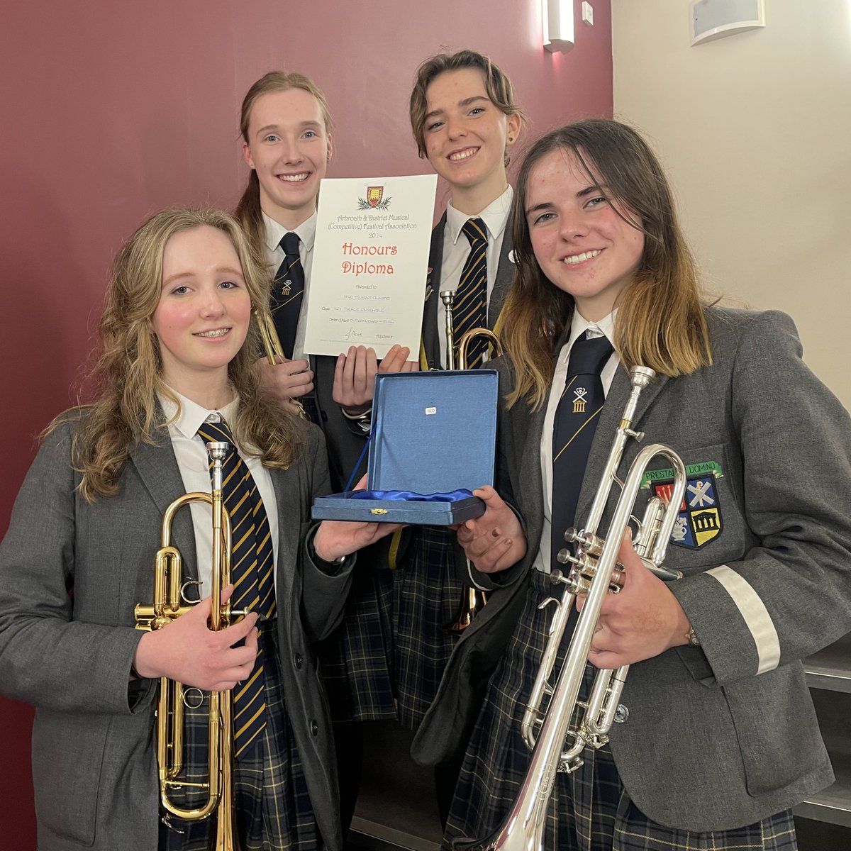 HSD trumpeters won the Brass Ensemble Class competition at the Arbroath Music Festival! Performing as the Senior Trumpet Quartet, Aoife, Grace, Polly, and Tegan achieved a superb score of 90/100, earning them an honours diploma and the Instrumental Award Plate. Great job! 🎺