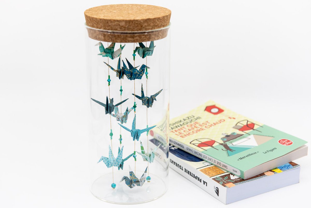 « Volière de poche, 
Offre à tes proches 
Un truc pas moche 
Mieux qu’un vide-poche 
Ou une brioche ;
C’est sympathoche » 
Slam spontané de ma mioche