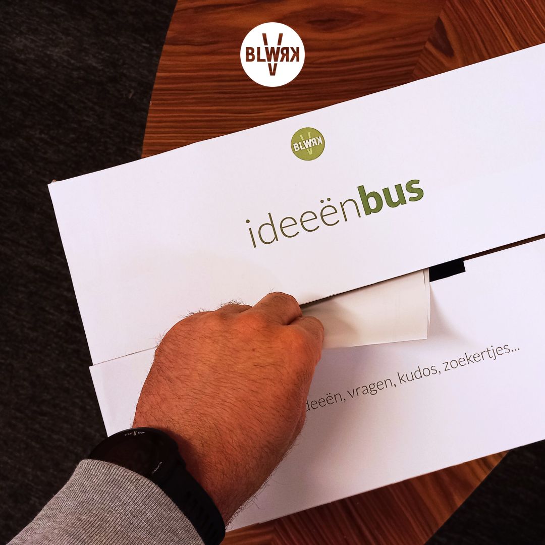 Gisteren organiseerden we een Lunch &amp; Learn. Onze coworkers kregen de kans om zich voor te stellen, en zo elkaar wat beter te leren kennen. Project Nekton had het over verlichtingsoplossingen. Er was ruimte voor vragen, ideeën en input. 
 
#BLWRK #coworking #community