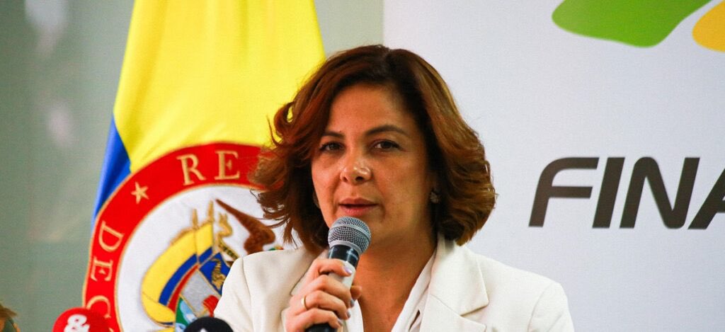 LCMNoticiasCol's tweet photo. MinAgricultura anuncia recursos por $50 mil millones para créditos subsidiados y ampliación del FAIA para caficultores https://t.co/pLYRTtYDnR https://t.co/Br7Dq75ggK