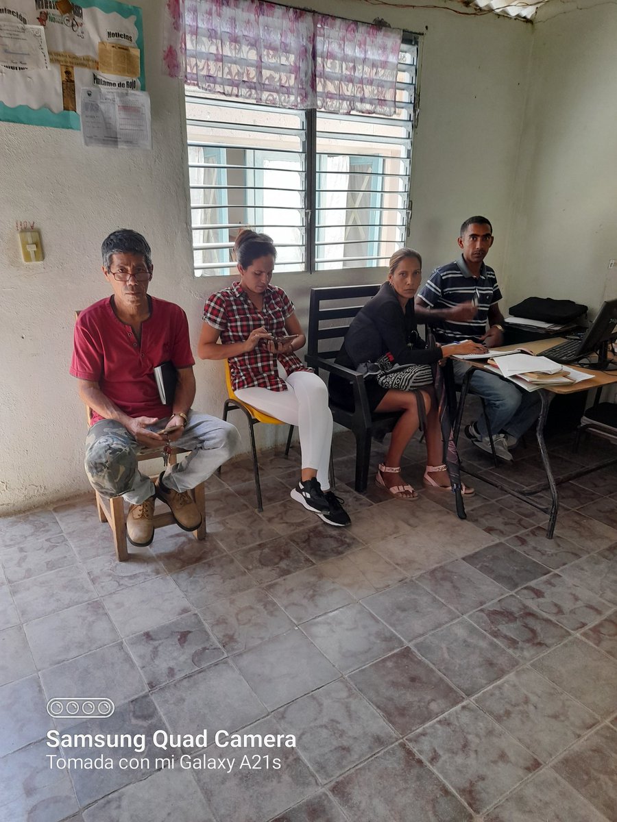 MurciaRelvis's tweet photo. Se desarrolla Reunión Metodológica con Directores y metodólogos de la educación Secundaria Básica en #TercerFrente #SantiagoDeCuba para impulsar el cumplimiento de la estrategia de Comunicación Institucional. https://t.co/L3W3weamzU