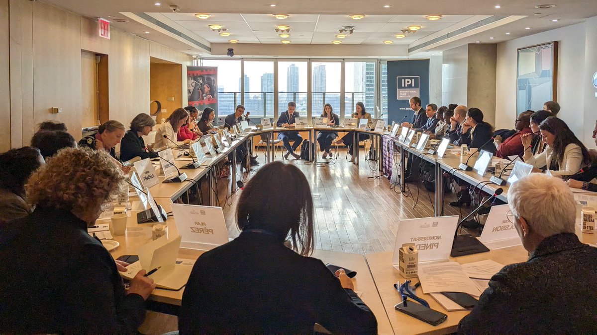 📌 Delegate @isidresala and @cooperaciocat presented today the @catalangov's Feminist Development Cooperation Policy, its challenges and best practices on the occasion of the #CSW68 The roundtable was hosted by @ipinst and Catalan Ministry for Foreign Action and EU @exteriorscat