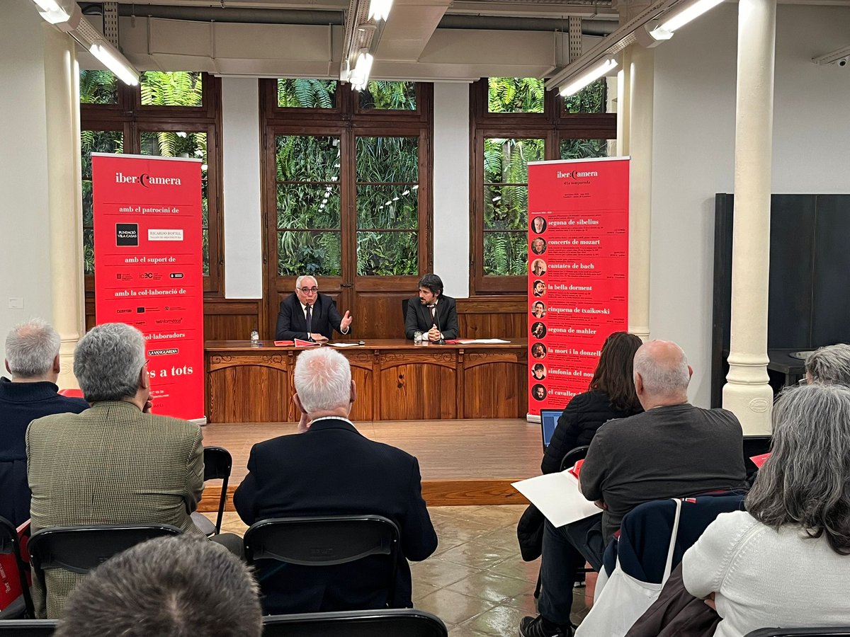 ibercamera's tweet image. I ja en van 41!!! Presentació aquest migdia de la Temporada 24/25 a la @vilacasas amb el Sr. Joan Torras, director general de la Fundació Vila Casas, i el Sr. Josep Maria Prat, president d’@ibercamera