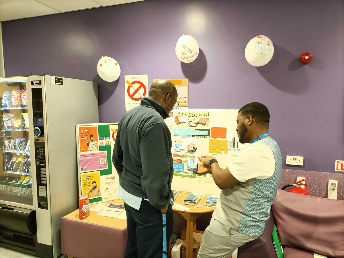 Adele Birch 🐝 tweet media