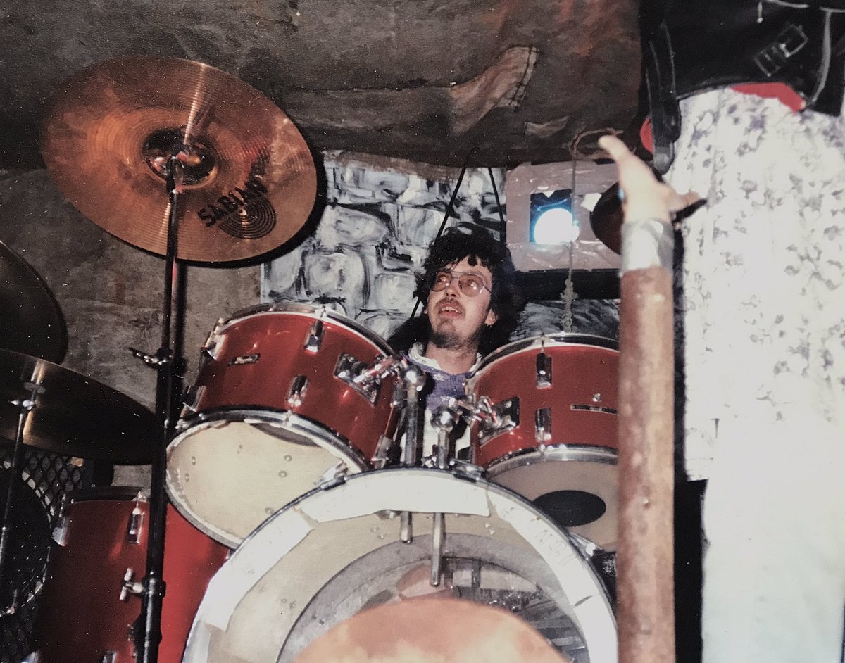Gad_Whip's tweet photo. On the tubs, early 90s at a party in the depths of Lincolnshire. https://t.co/GIlaiptsJE