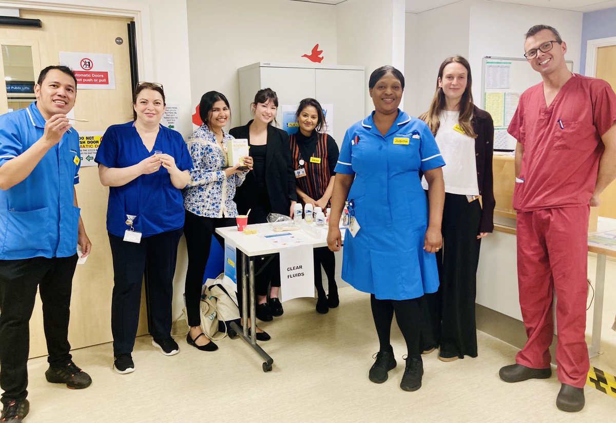 RidulmeM's tweet photo. Celebrating #nutritionandhydrationweek ⁦@uclh⁩ and showcasing options available on diet progression, enhance nutrition and recovery. T07GI hosts with our Dietetics Team for a Taster session on Postoperative diet, freefluids, fortified snacks and oral nutrition supplements. https://t.co/ra0uVtiyXk