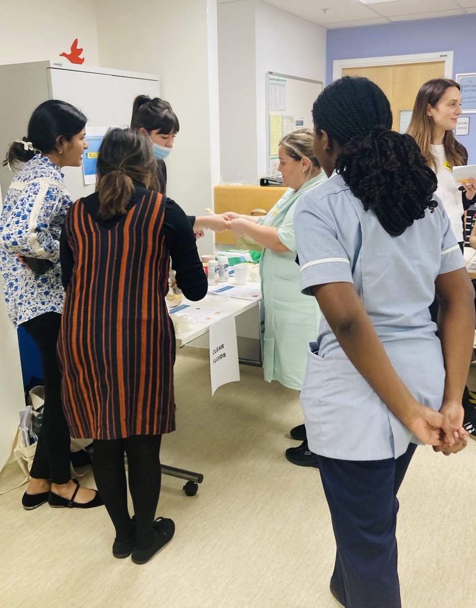 Celebrating #nutritionandhydrationweek ⁦<a href="/uclh/">UCLH</a>⁩ and showcasing options available on diet progression, enhance nutrition and recovery. T07GI hosts with our Dietetics Team for a Taster session on Postoperative diet, freefluids, fortified snacks and oral nutrition supplements.