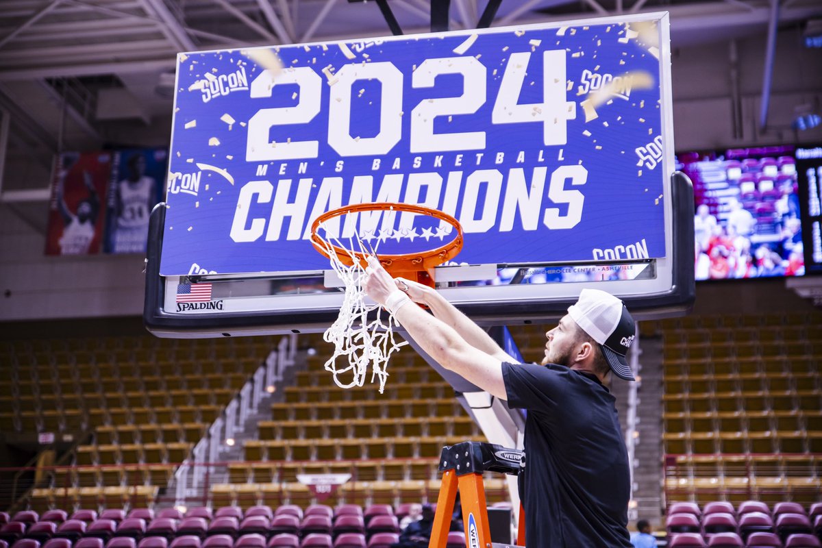 Rylan Jones tweet media