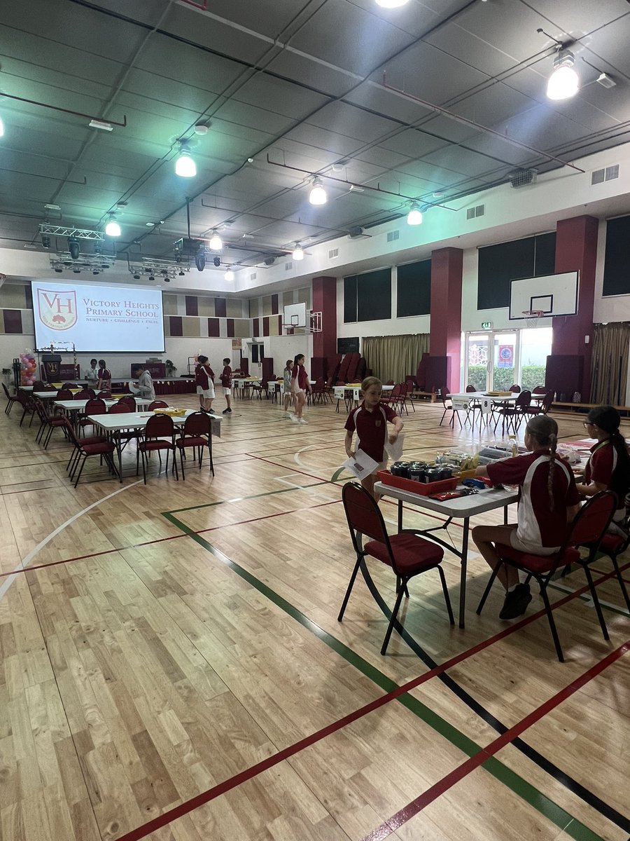 Mr. Alex tweet media