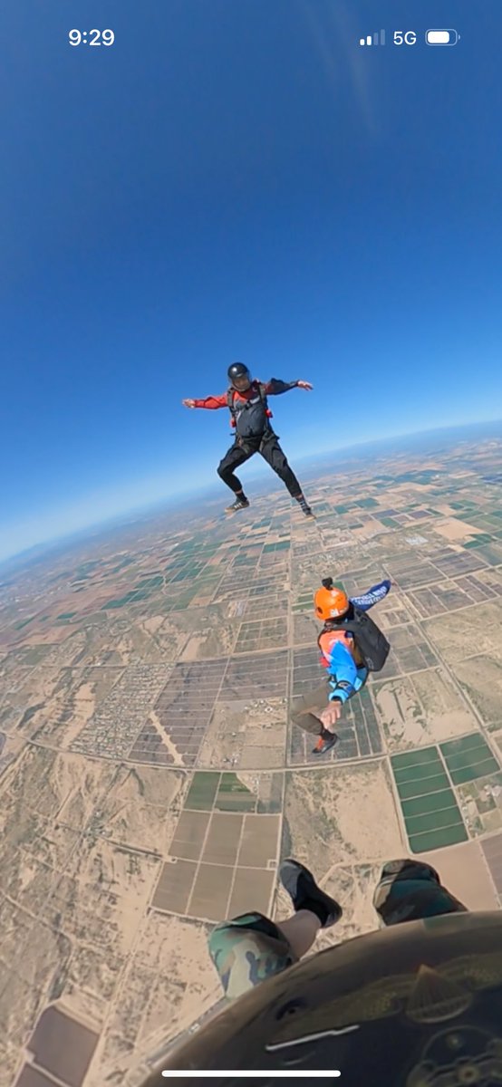 NickMulders13's tweet photo. Until next time Arizona
#skydiving #flyinglikeabird https://t.co/sPAMwbrisM