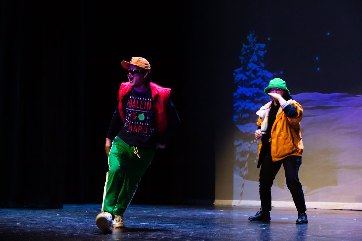 UpperMerionSD's tweet photo. School is in session!  Mean Girls hits the stage on Thursday, Friday &amp; Saturday at 7pm or Sunday at 2pm. Reserved tickets can be purchased online using the link below or purchase General Admission tickets at the door for $10 (cash only).
https://t.co/i9UTC0KlwF https://t.co/lFk0g9L7W7