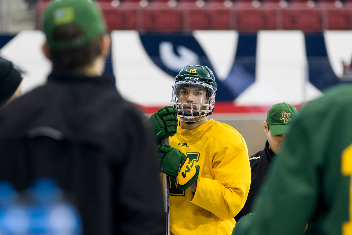 UVM Men's Hockey tweet media