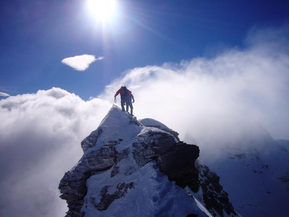 #mountain_world 🏔️
#szwajcaria #alpy #dufourspitze 4634m - #Monte_Rosa 

SnowSkool...