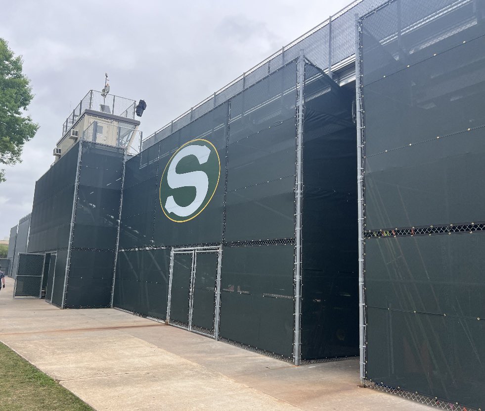 cgarr_62's tweet photo. These screens look awesome. Thank you Coach Rankin @4vert and @StratfordFB1 for the opportunity to do this project for you. We hope you enjoy. 
#GATA 
#SpartanPride
#TRFacilityServices #CustomWindscreens #FacilityWork https://t.co/zH9YQkH6aw