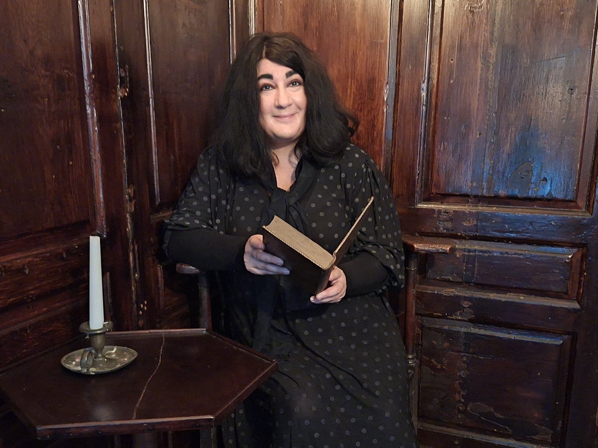 Award-winning storyteller Kathleen Cronie (@MostlyGhostly_), invites you on a tour of our historic building, as she shares a collection of curious and captivating stories, including some about its most famous resident, Robert Burns. Book Now -> tinyurl.com/4fp94s3e