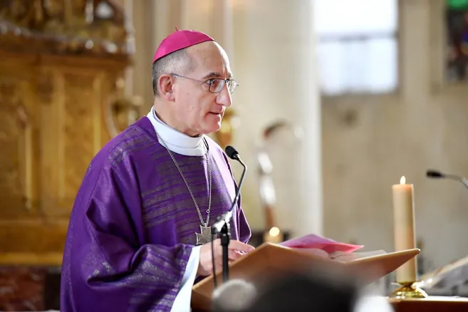 lyonne_fr's tweet image. Hervé Giraud, archevêque du #diocèse de Sens et d'Auxerre, quitte l'#Yonne pour l'Ardêche
lyonne.fr/auxerre-89000/…