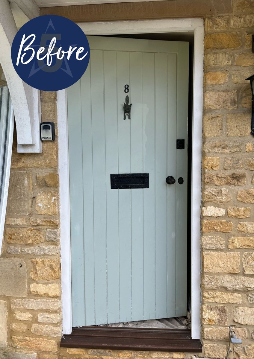 The Ultimate Refresh! Check out this great before and after taken by one of our Installers. This stunning #compositedoor was fitted to a home in #Broadway Free Quote: 5starwindows.co.uk/free-quotation/