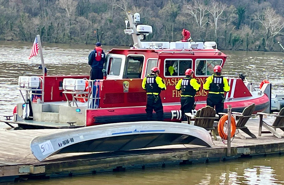 Update water rescue Potomac River north of Key Bridge. Sadly, this is a ...
