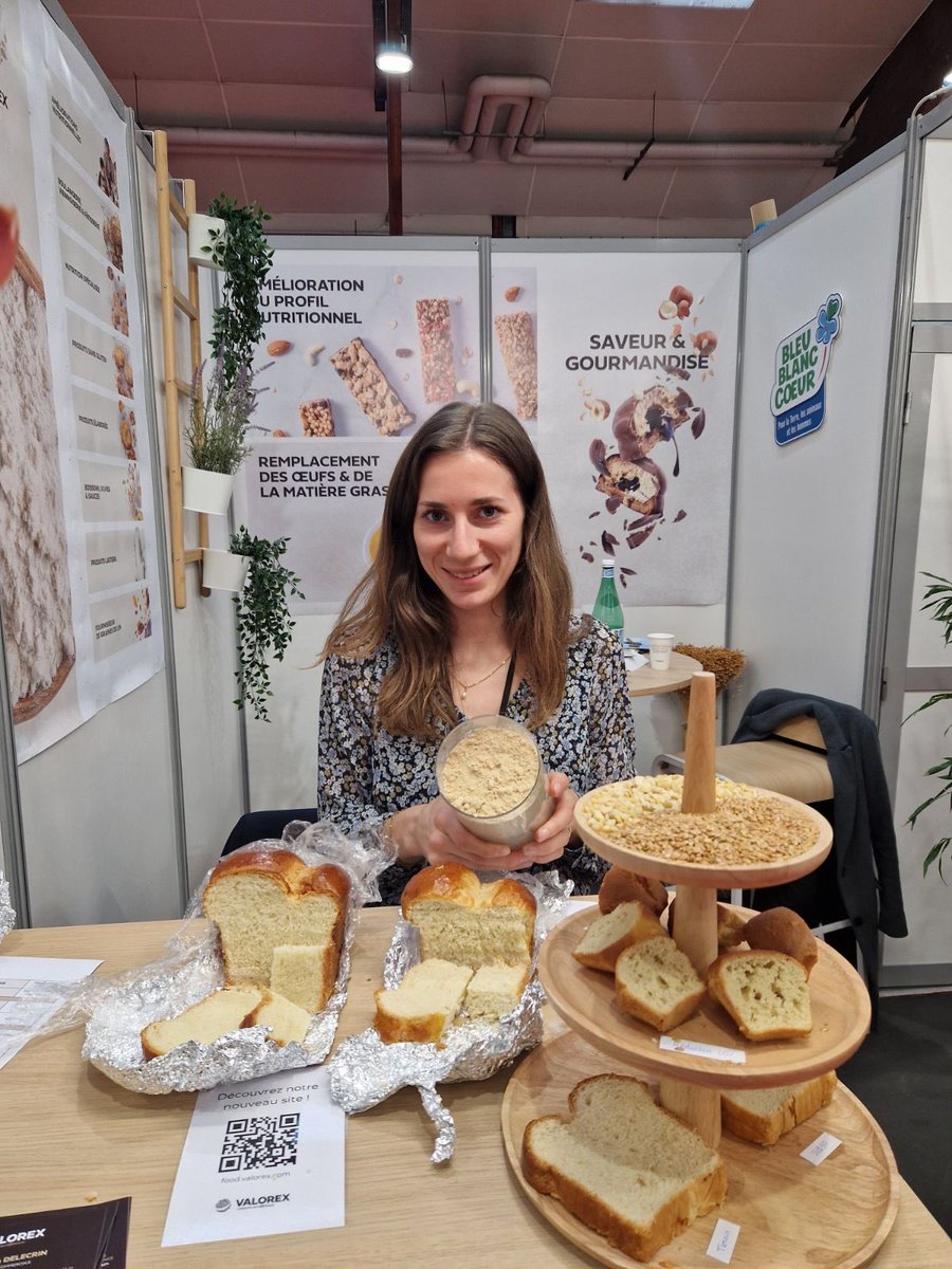 THDGrainoble's tweet image. Quoi de neuf au ⁦@CFIAexpo⁩ #2024?Une belle brioche gourmande et savoureuse et de plus sans œuf 🥚ni matière grasse 🧈c’est possible au stand ⁦@Valorex_⁩ ⁦@BleuBlancCoeur⁩ Amélioration du profil nutritionnel avec💙🤍❤️#LinSem ⁦@Parlonsagro⁩ #AgroDiverSanté