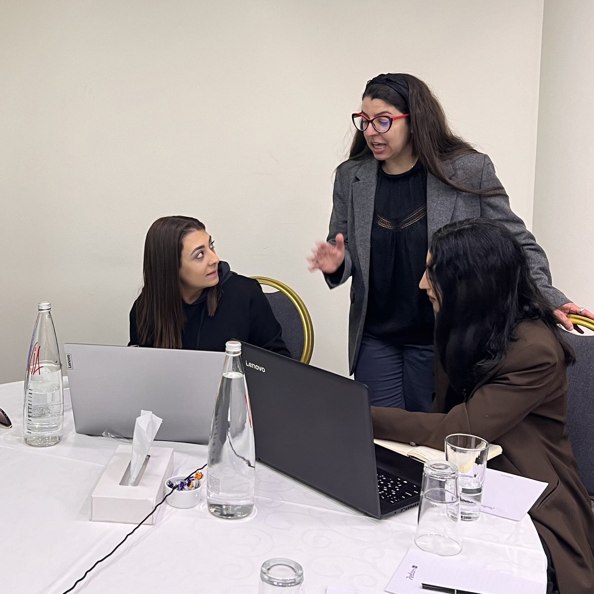 Ana Aqra Association tweet media