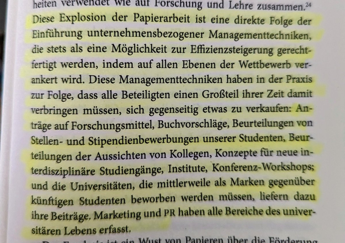<a href="/Fionnindy/">Daniel-Pascal Zorn</a> Dazu David Graeber.