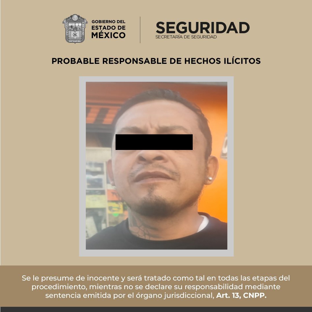 SS_Edomex's tweet photo. Personal de la #UIIP detuvo a un hombre probable implicado en los delitos de portación de arma de fuego y aseguró 50 cartuchos útiles, así como el vehículo en el que viajaba, el cual está aparentemente relacionado con un ataque ocurrido el pasado 20 de febrero (1-2) https://t.co/bEVh0ZIlTq