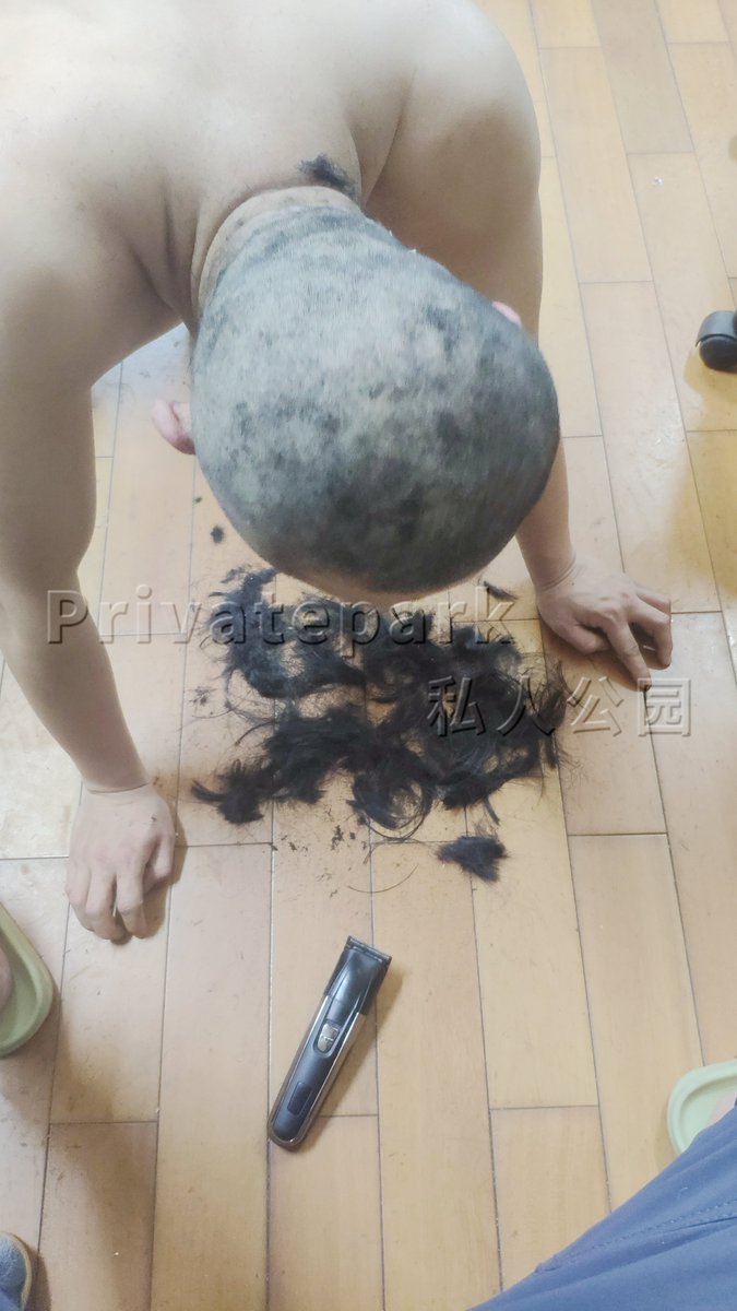 privatepark2's tweet photo. 偏执的光阴映射进梦里…… #bdsmِ  #调教骚奴  #狗奴舔脚 https://t.co/PiF8SIl0ro