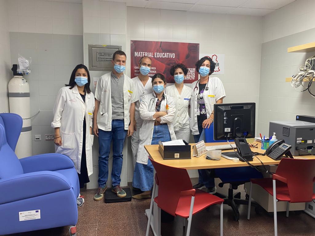 carprimur's tweet photo. 👏Excelentes profesionales trabajando por y para mejorar la salud de los pacientes con insuficiencia cardiaca en la @regiondemurcia 

😊Un orgullo para todos teneros en nuestro equipo @Murciasalud 🙌 https://t.co/jwGVdKOwDS