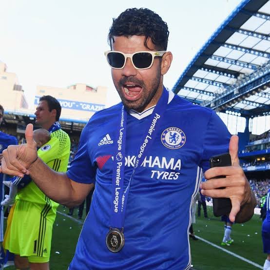 Pato: “When I arrived at Chelsea, Diego was the number 9. The press were criticising him, the fans were swearing and he was always calm. I asked him: ‘How do you cope with all this pressure?’ He replied: ‘Pato, I don’t understand anything. I don’t speak English’.”
