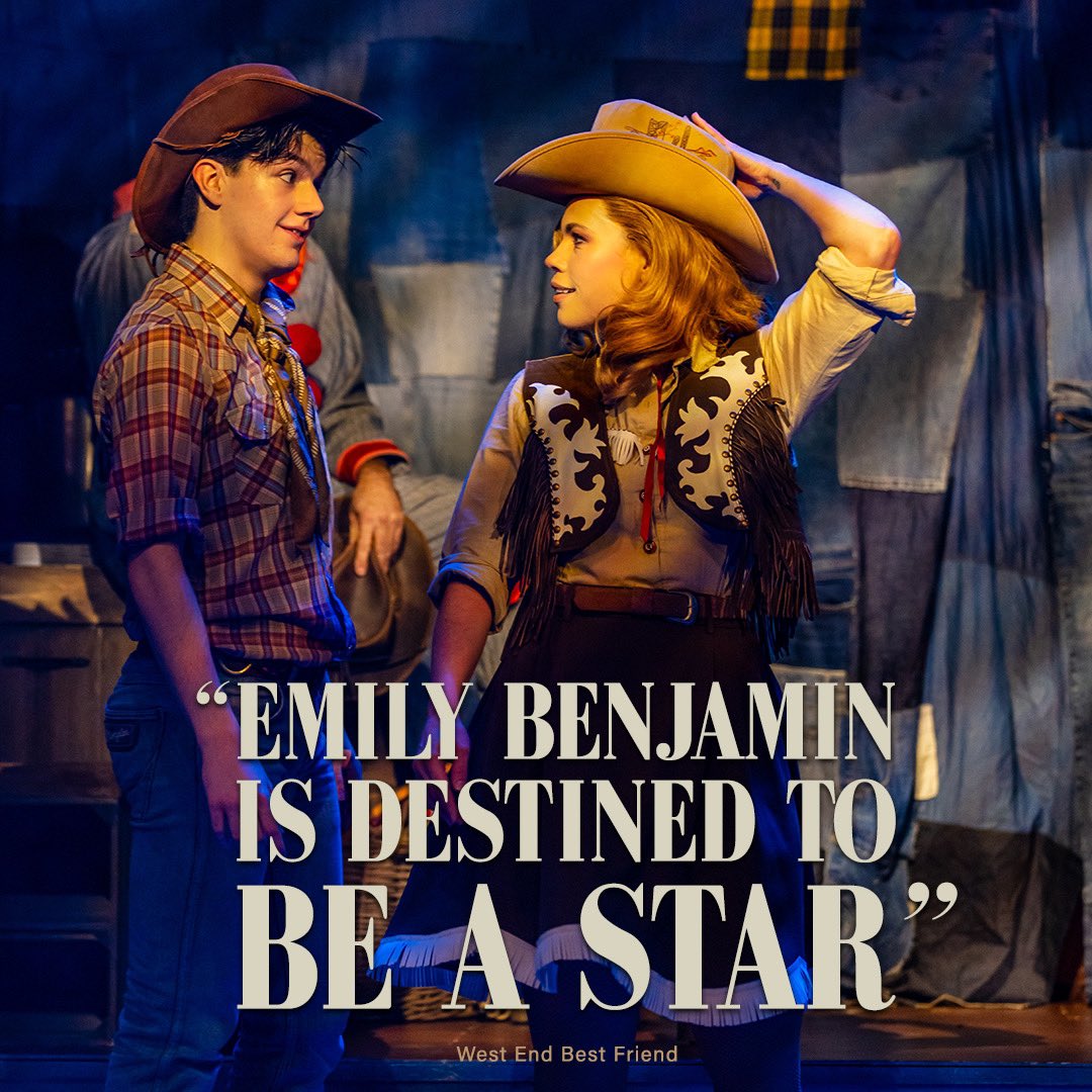 Our very own Antoinette Lily @flemilyremily 💫⭐️✨