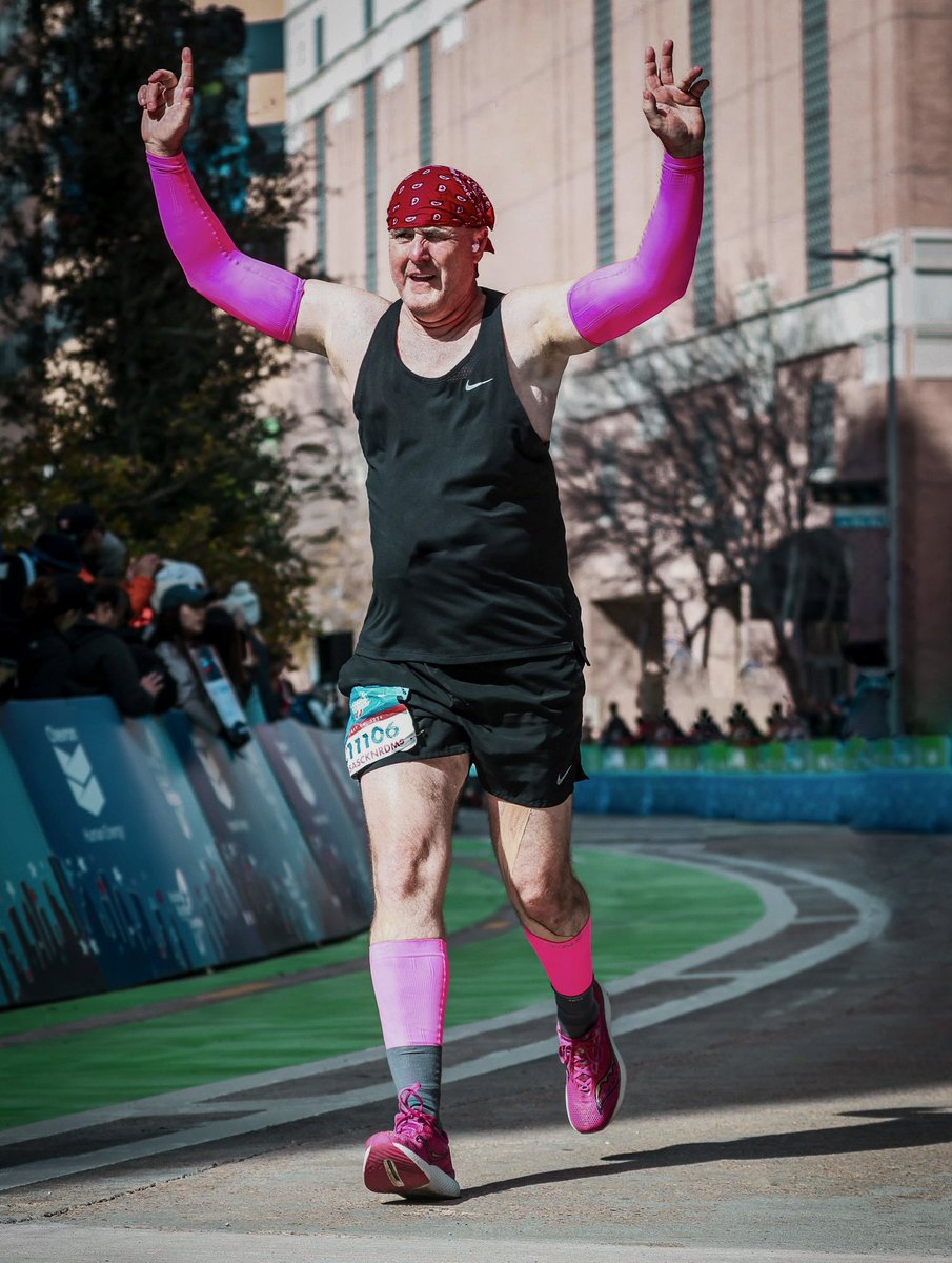 damonmurphy2255's tweet photo. My marathon finish line pic arrived today! 

Chevron Houston Marathon, January 2024. #RunHouston @HoustonMarathon #HoustonMarathon

It was my 7th Houston Marathon. I wore hot pink to honor my three granddaughters - Naomi, Adalynn and Scarlett.🏃‍♀️🏃‍♀️🏃‍♀️🏃‍♂️🤠👍 https://t.co/xSokN7siTk