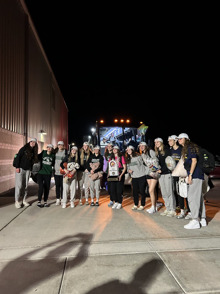 Green Bay Softball tweet media