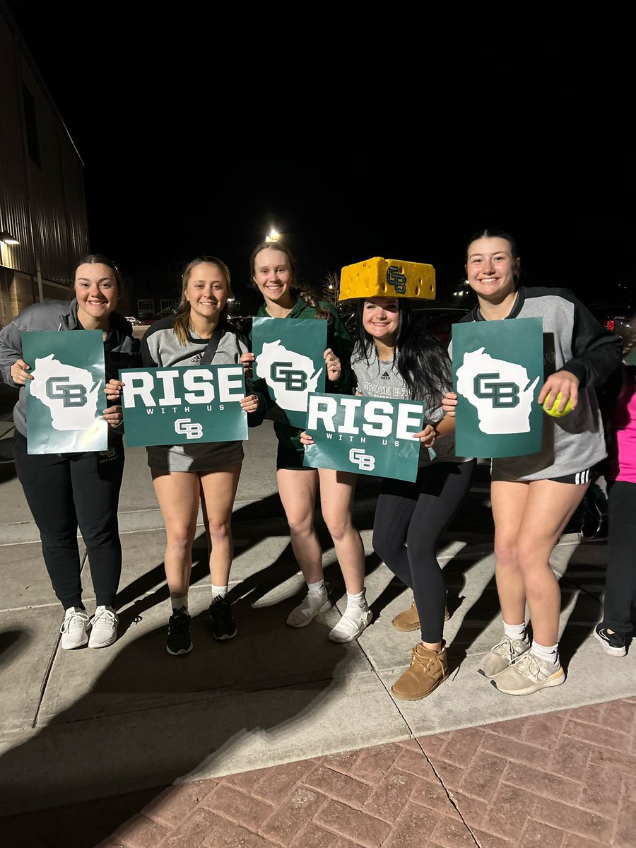 Green Bay Softball tweet media