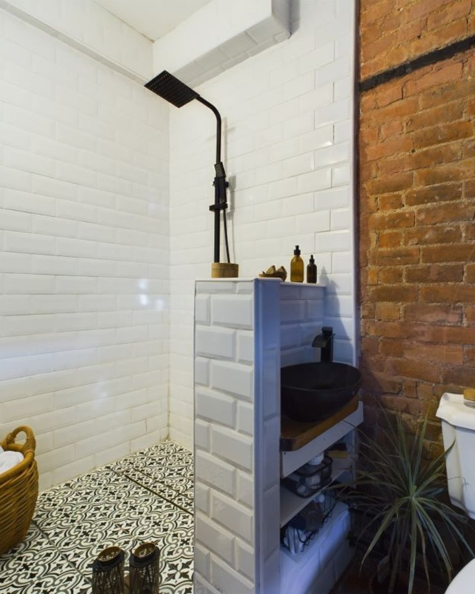 Network Auctions tweet media