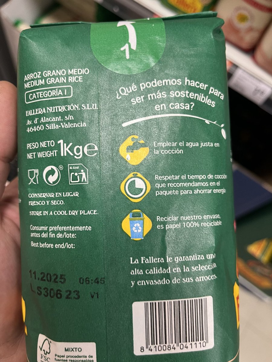 Busca l’orige del arròs. Ah no, q no el fica per cap lloc. Com era? Arrocidades?

Pero eh! Que et diuen com ser sostenible en casa, has de compensar la pejada de carboni de l’arriòs de l’altra part del mon