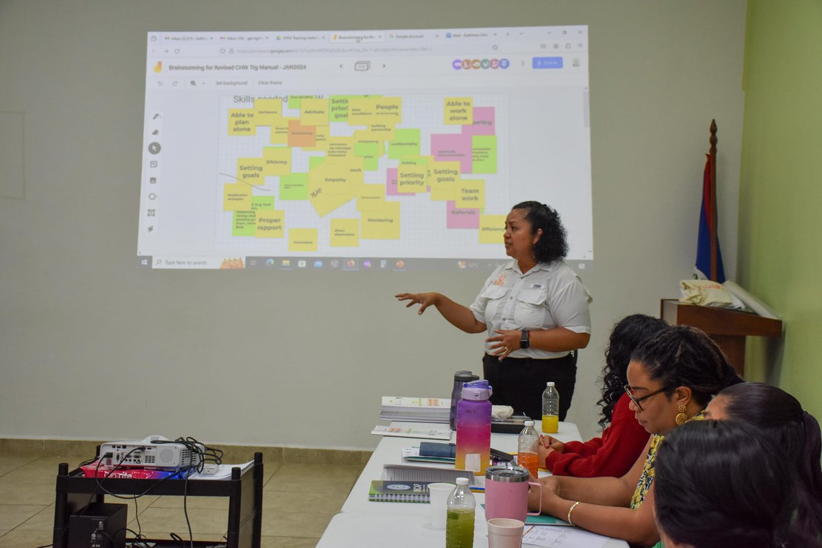 unicefbelize's tweet photo. Community health programmes bring critical services to the world’s hardest-to-reach children and mothers.  #UNICEFBelize will continue to support the strengthening of the Community Health Programme in Belize.
#UNICEFthxKOREA #ACTogether #foreverychildHEALTH https://t.co/kqub1CxGH8