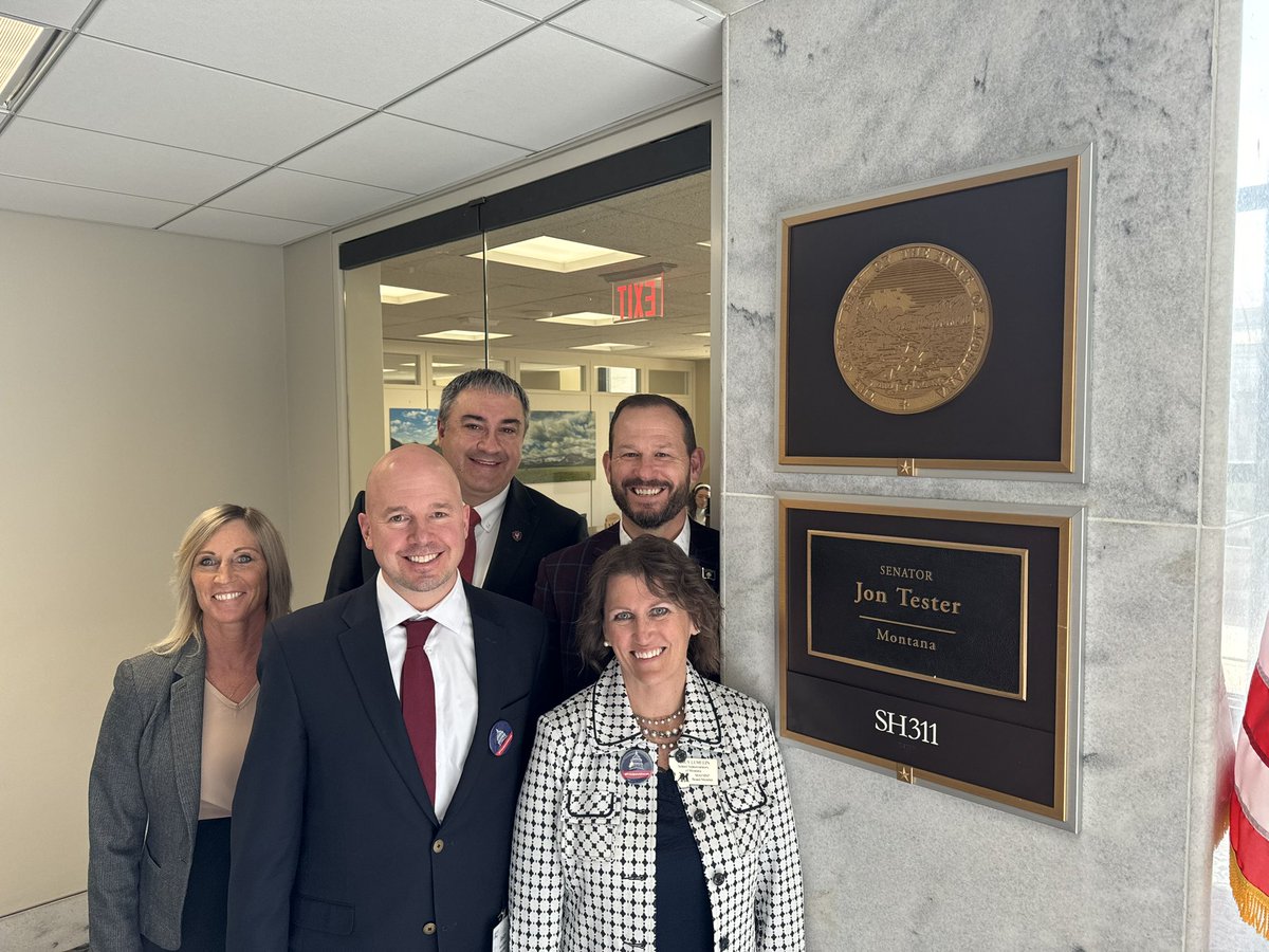 We had an amazing meeting with Veronica in the office of <a href="/SenatorTester/">Archive: Senator Jon Tester</a> Thank you for you support of public education in Montana. <a href="/NASSP/">National Assoc. of Secondary School Principals</a> <a href="/NAESP/">National Assoc. of Elementary School Principals</a> <a href="/MTEDLeadership/">SAM</a> #PrincipalsAdvocate