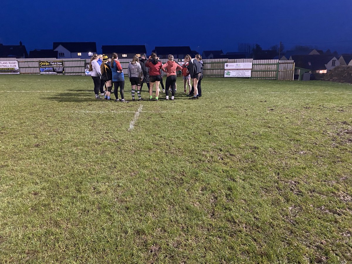 timpoole959's tweet photo. WRU Women Level 2 Course assessments last night @whitlandrfchome thanks for hosting.The under 16s girls team were coached by the coaches! Conditions not great - moral high! Congratulations ladies - job done! @WRU_Community @aledparry #getcoaching https://t.co/m7o12svcNy