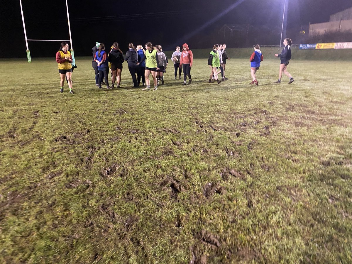 timpoole959's tweet photo. WRU Women Level 2 Course assessments last night @whitlandrfchome thanks for hosting.The under 16s girls team were coached by the coaches! Conditions not great - moral high! Congratulations ladies - job done! @WRU_Community @aledparry #getcoaching https://t.co/m7o12svcNy