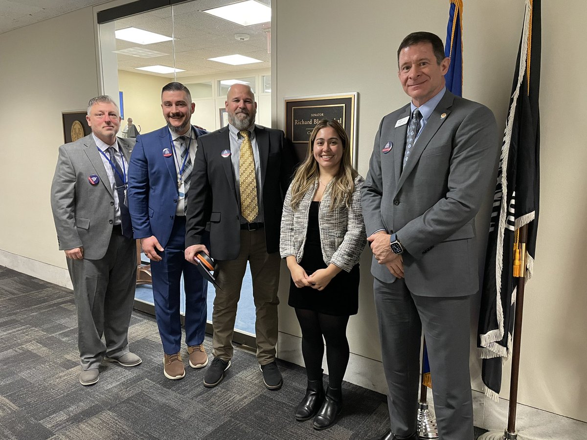 CAS_ct's tweet photo. Thank you @SenBlumenthal for prioritizing #MentalHealth and social emotional learning so our students have the supports they need to succeed! https://t.co/FBknsHM07k