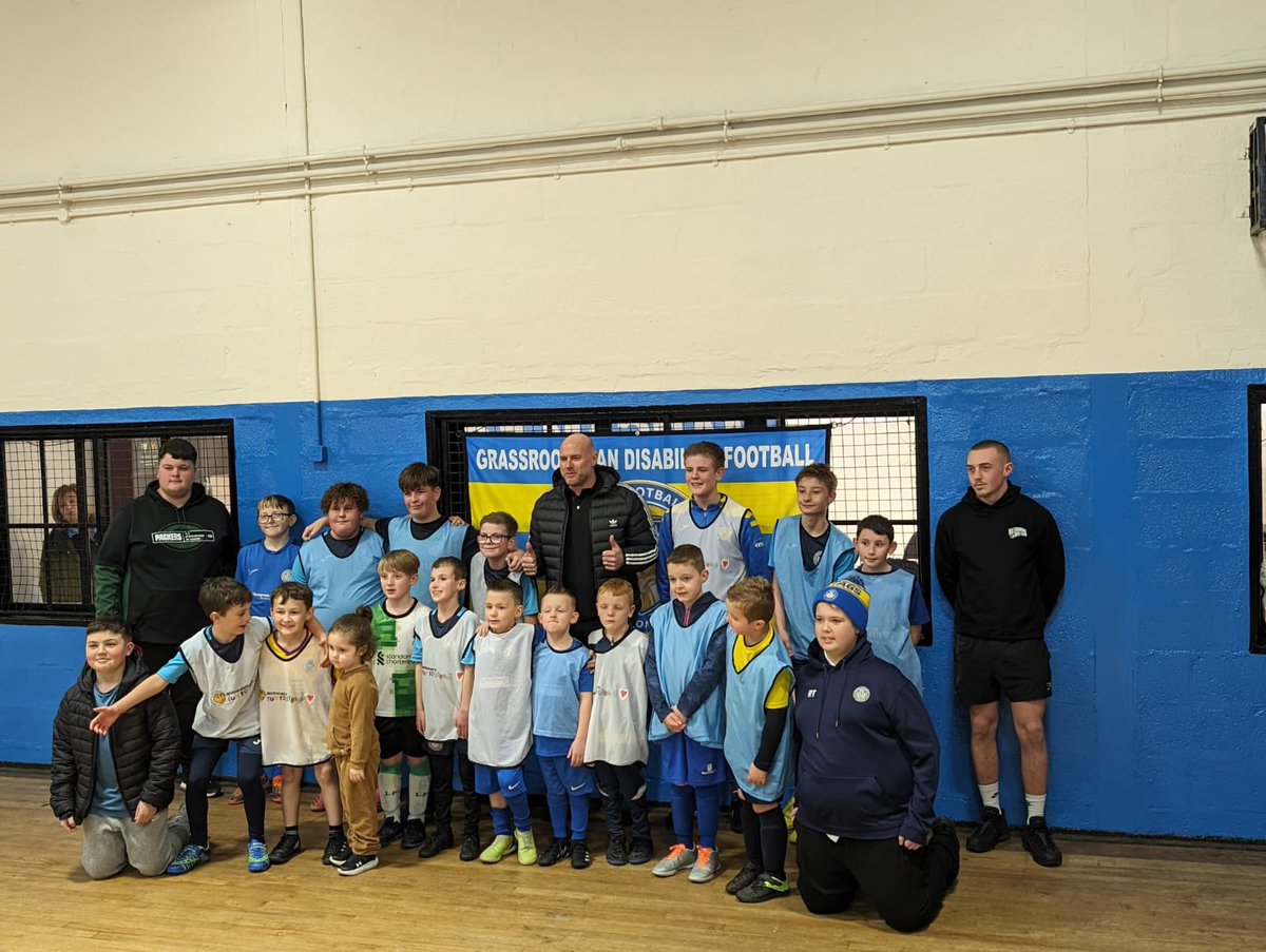 FcMargam's tweet photo. An exciting day for the club as @Cymru manager Rob Page visited MYC to see our @Stagsinclusion set-up &amp; what we’re doing behind the scenes to help Margam FC grow.

A big thank you to @FAWales for choosing to visit us and a huge well done to everyone that helped it go smoothly 🦌 https://t.co/qLHHzdYKGv