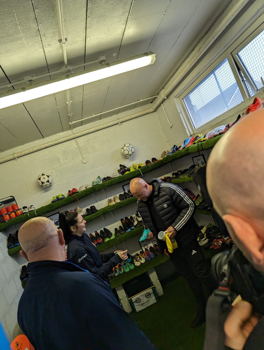 An exciting day for the club as <a href="/Cymru/">Wales 🏴󠁧󠁢󠁷󠁬󠁳󠁿</a> manager Rob Page visited MYC to see our @Stagsinclusion set-up &amp; what we’re doing behind the scenes to help Margam FC grow.

A big thank you to <a href="/FAWales/">FA WALES</a> for choosing to visit us and a huge well done to everyone that helped it go smoothly 🦌