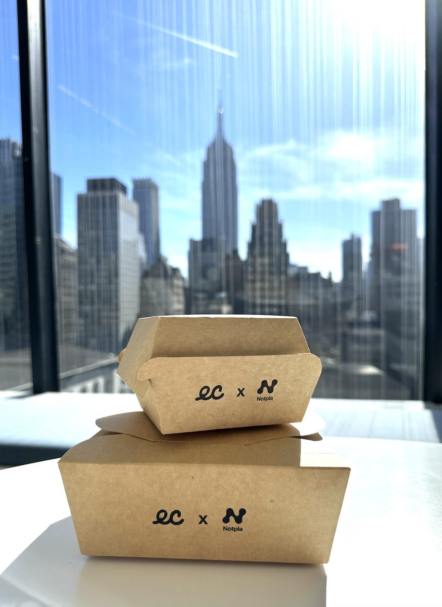 Notpla's seaweed-coated boxes now in the US with @EarthBrands! 🇺🇸Unlike plastic linings that pollute, our seaweed coating protects food integrity sustainably. Experience the magic at US venues & events. Contact notpla@earthbrands.earth to get them.🌿 #Notpla #NotplaCoating
