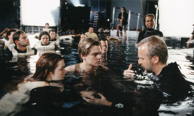 TheCinesthetic's tweet photo. Behind The Scenes of Titanic (1997) https://t.co/n4rWd7UH8N